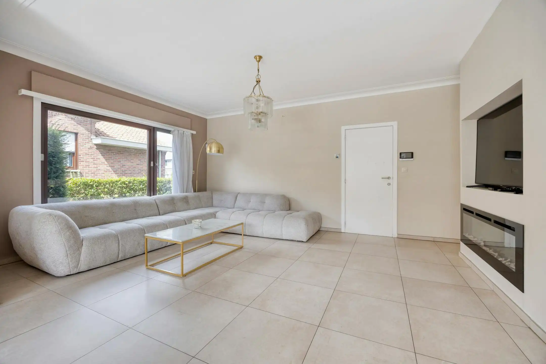 Vrijstaand huis met 3 kamers te koop in centrum Grimbergen foto 6