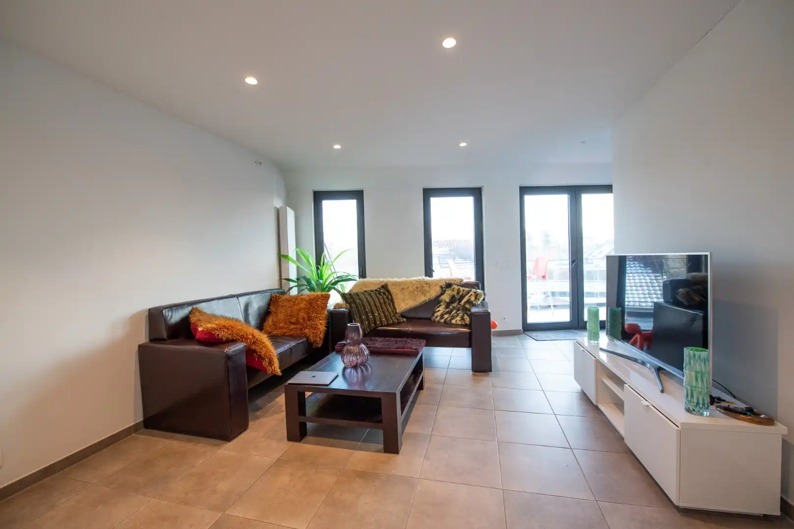 Modern 3-slaapkamer penthouse TE KOOP in centrum Waregem. foto 10