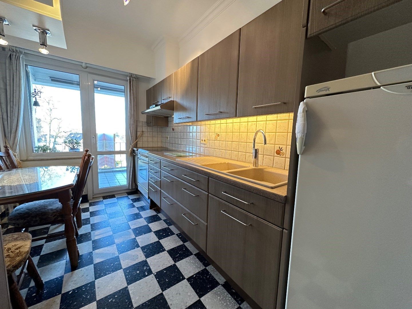 Ruim appartement met 2 slaapkamers in het centrum van Tongeren-Borgloon foto 5