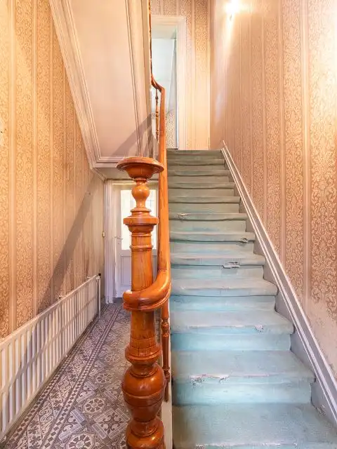 Karaktervolle herenwoning in het centrum van Wijnegem foto 3