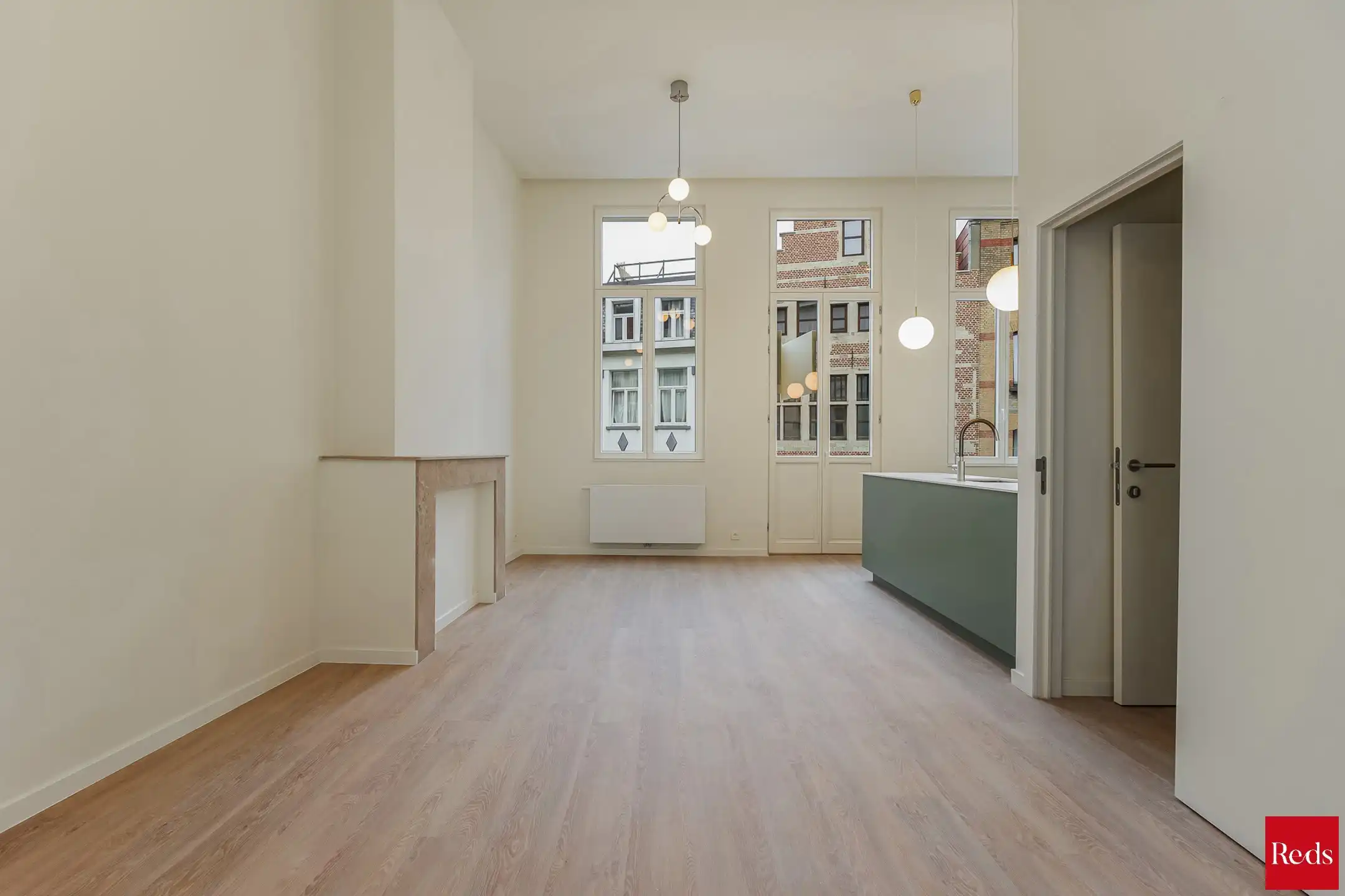 Gerenoveerd appartement op toplocatie in Antwerpen foto 3