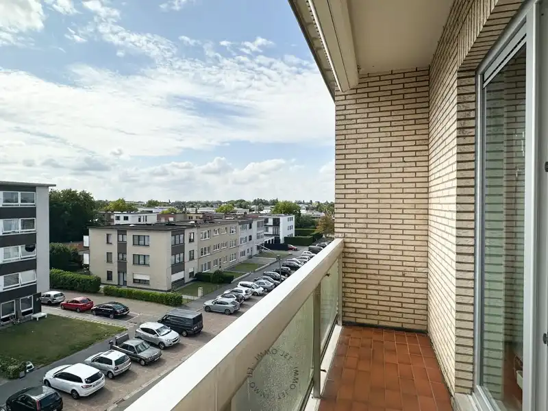 Lichtrijk appartement met twee slaapkamers, terras en optionele garagebox in Sint-Niklaas foto 12