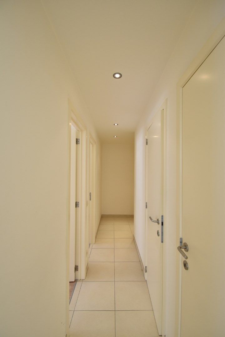 Instapklaar gelijkvloers appartement in het hart van De Haan foto 9