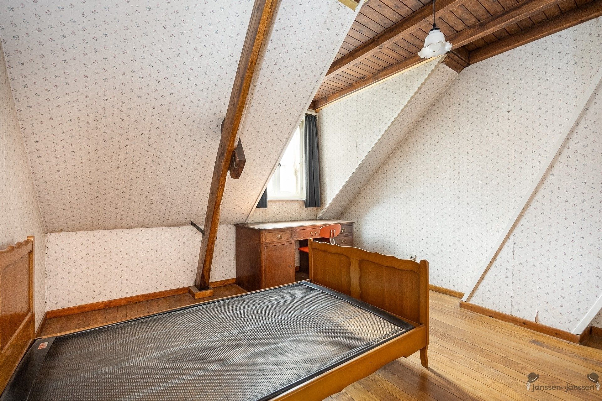 Authentieke woning met karakter in het hart van Sint-Lenaarts foto 16