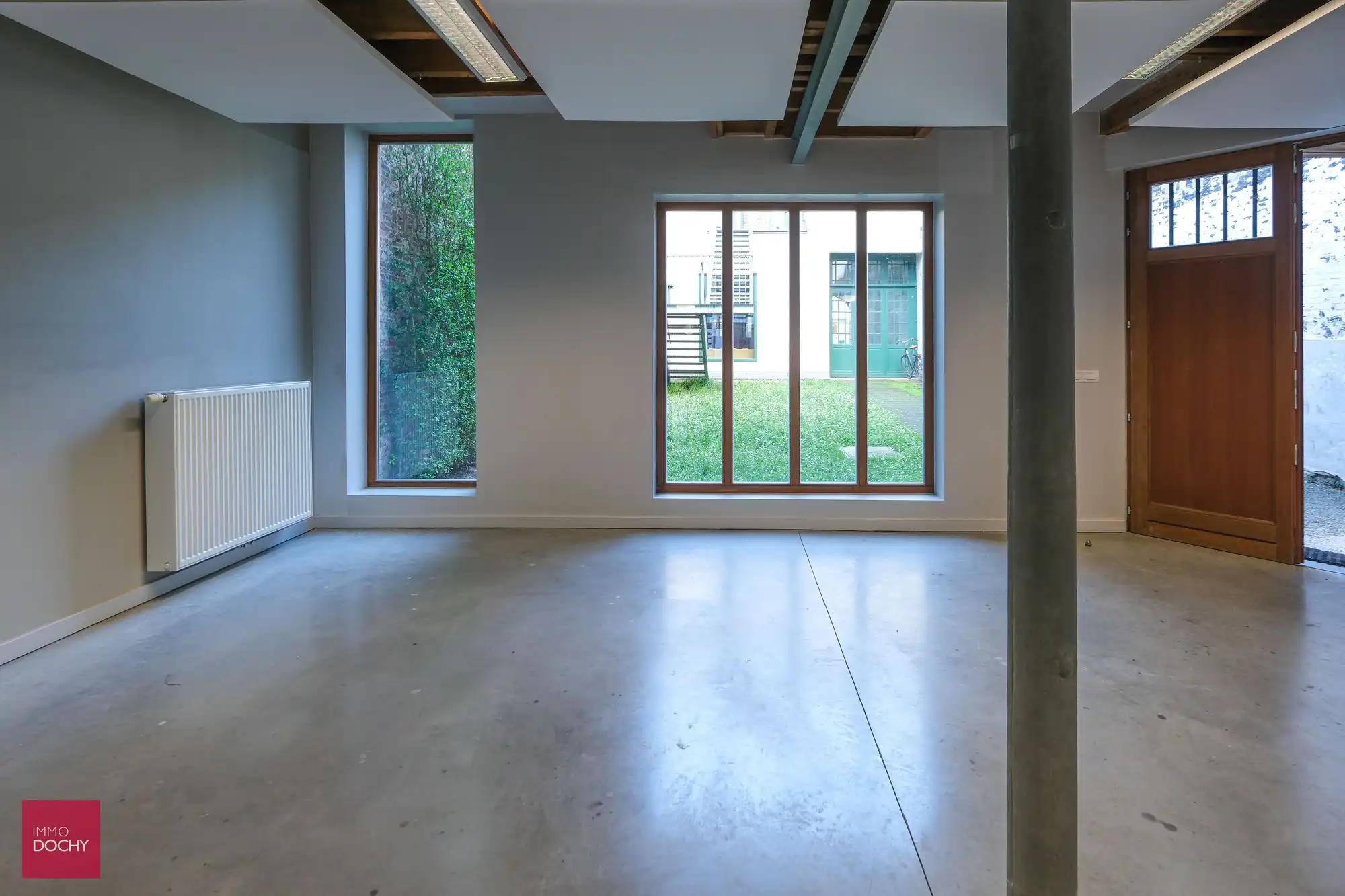 Hedendaagse kantoor of praktijkruimte in historisch gebouw foto 5
