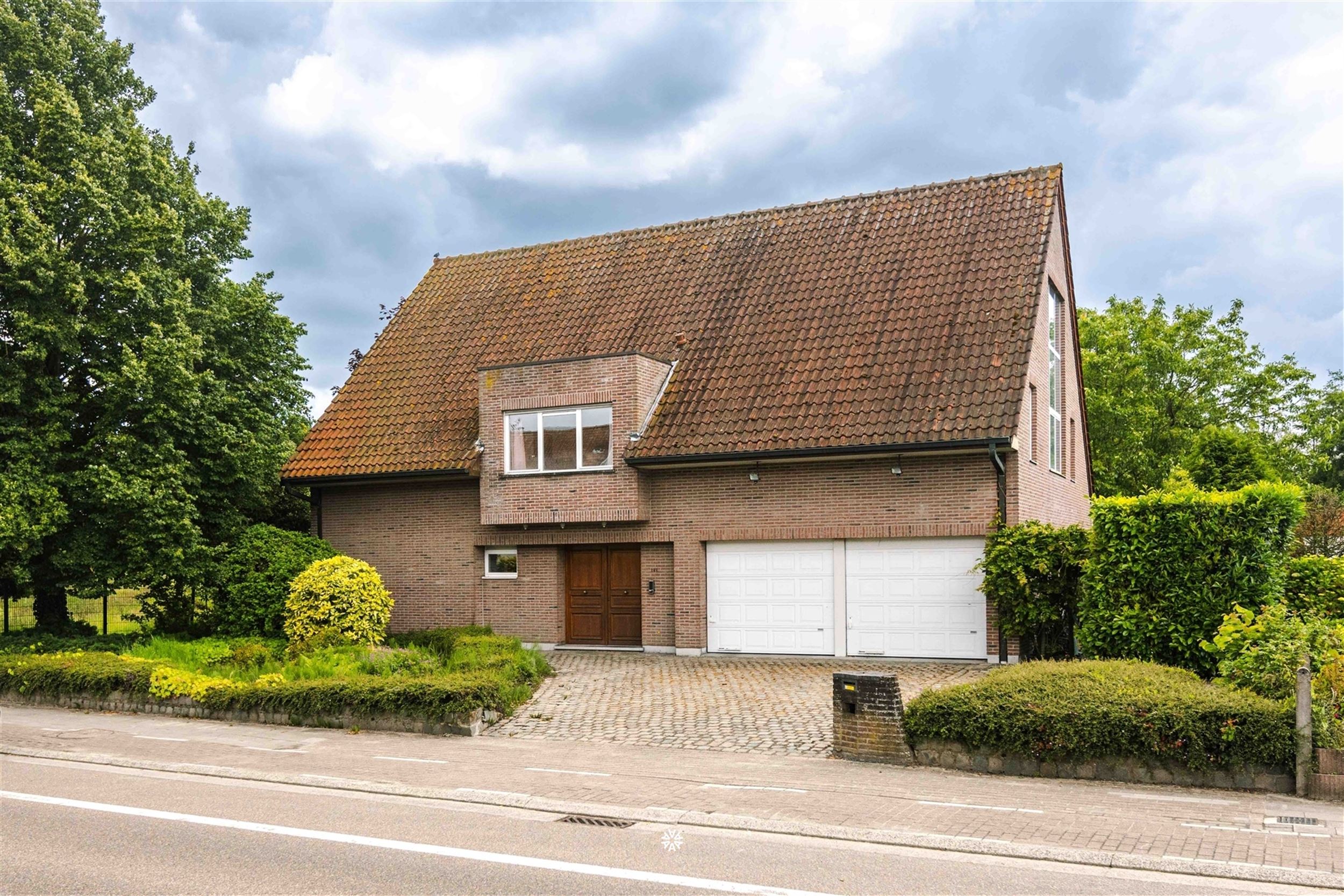 Riante en unieke woning met landelijk uitzicht te Belsele foto 7