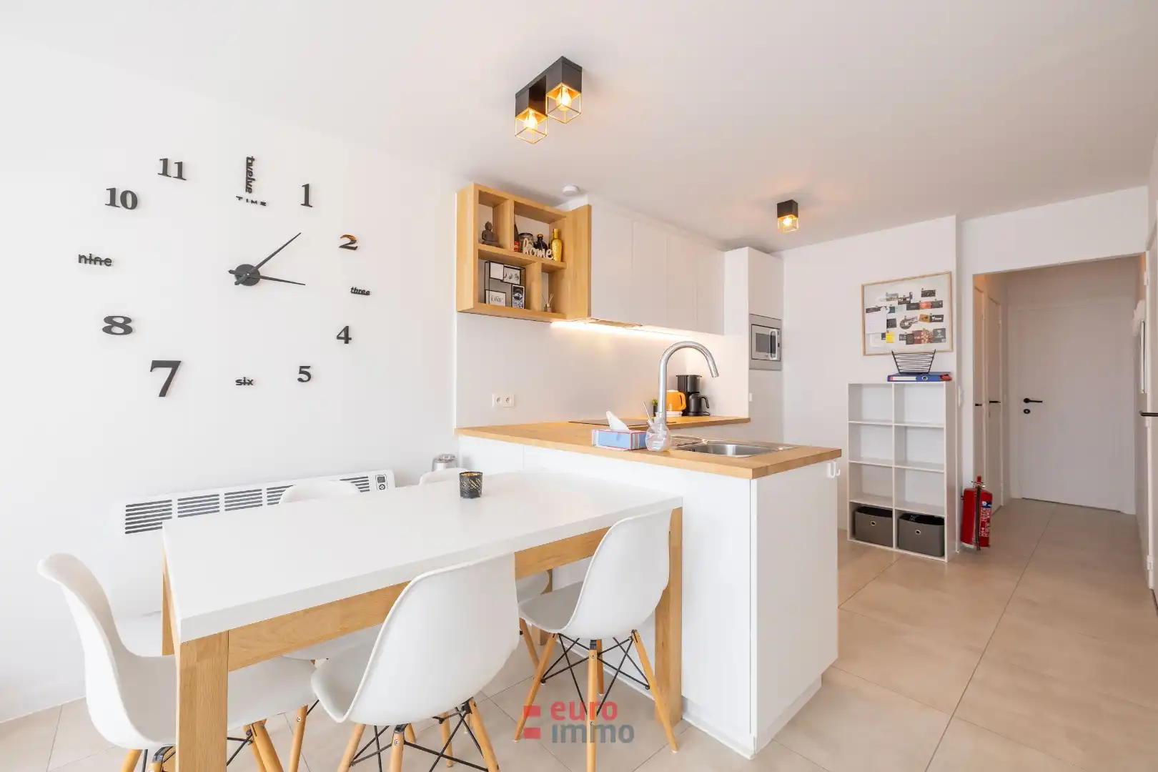 Prachtig 1-slaapkamer appartement te koop aan de Franslaan, Nieuwpoort – Een unieke kans in België! foto {{pictureIndex}}
