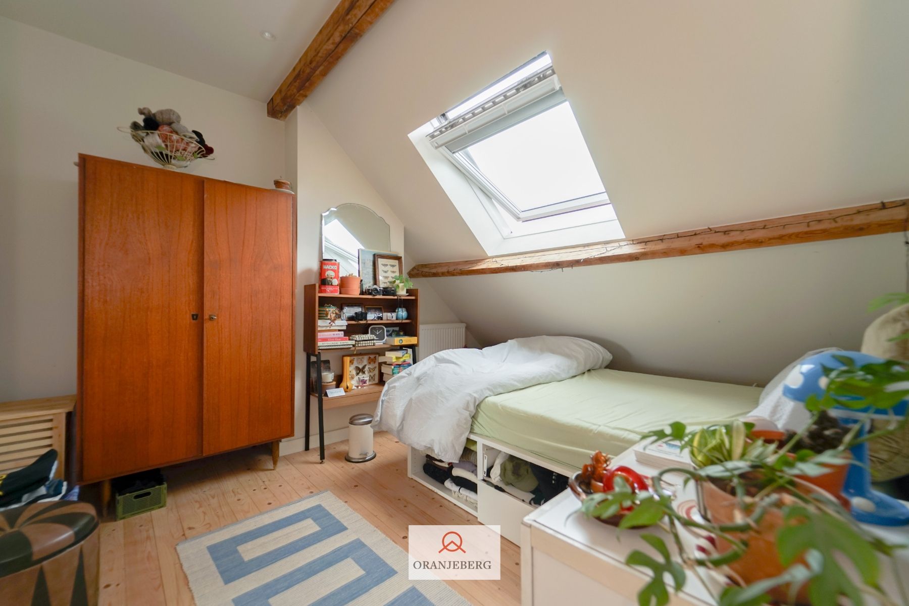 Gerenoveerde herenwoning met 4 slpk's vlakbij Muinkpark foto 47