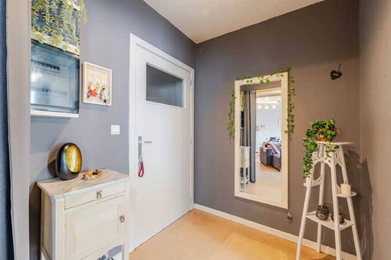 Zeer ruim appartement met 3 slaapkamers! foto 9