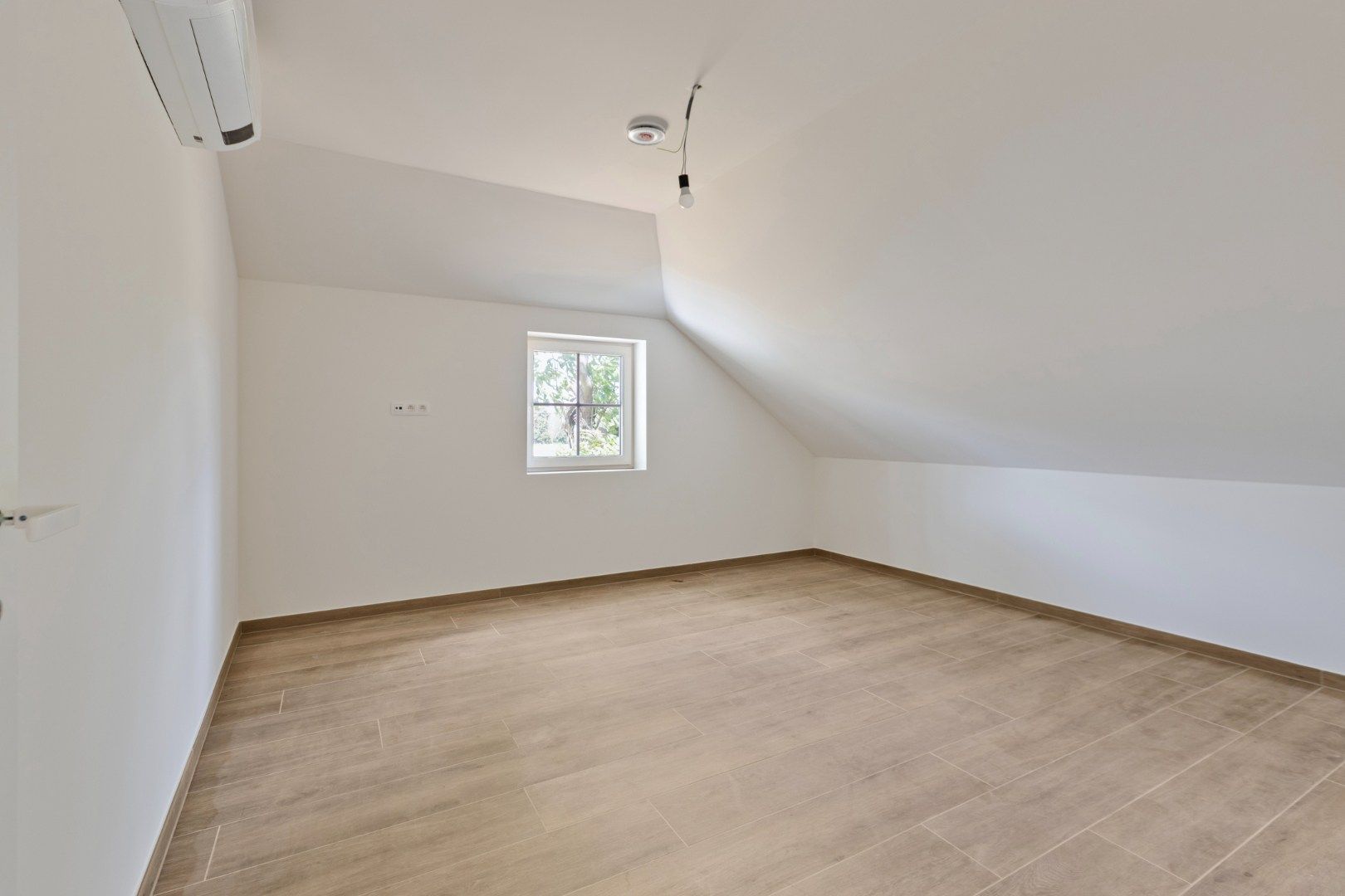 Recent gerenoveerde woning met 5 slaapkamers in Olmen! foto 21