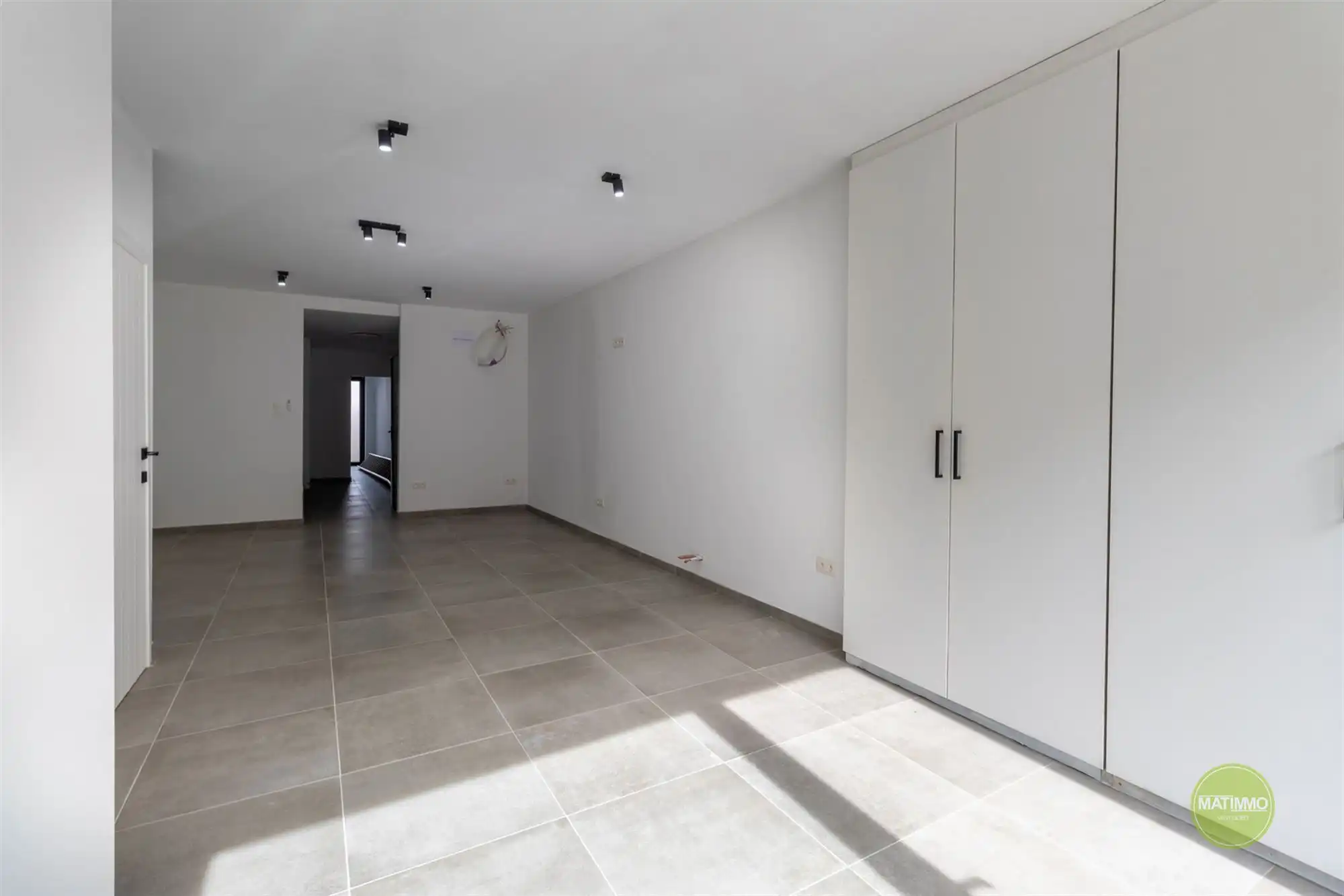 Modern gerenoveerd duplex appartement met terras in Meerhout foto 15