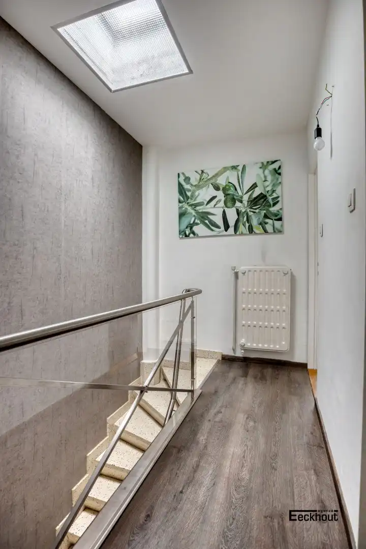 Recent gerenoveerde woning met garage en grote tuin te Bredene! foto 17