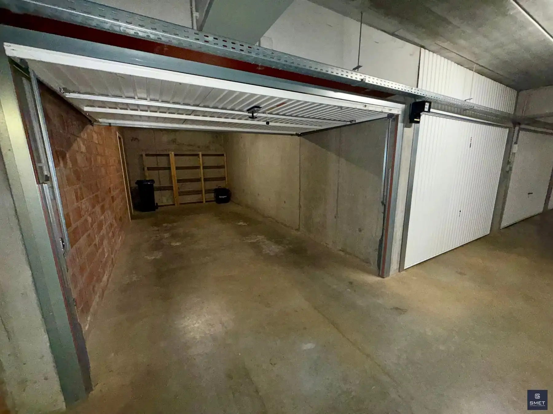 MODERN APPT. MET 2 SLPKS, GARAGE EN BERGING foto 22