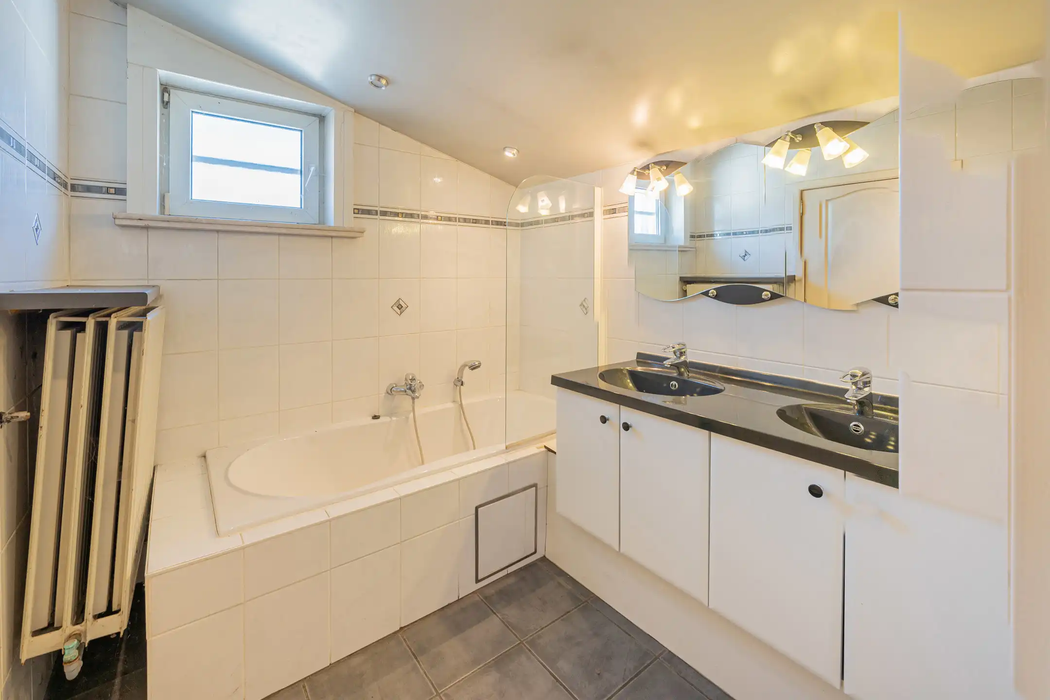 Te renoveren woning met magazijn op ruim perceel (833 m²) foto 33