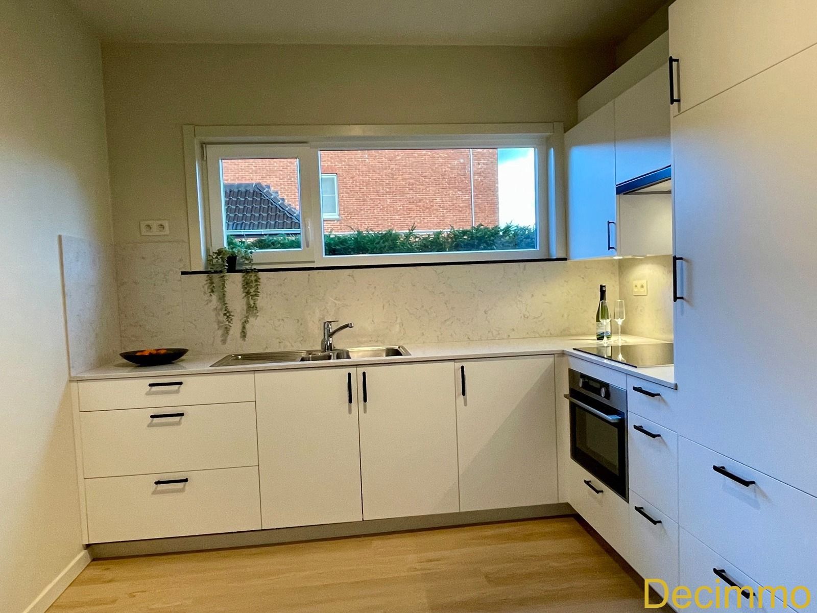 Volledig gerenoveerde woning met 3 slaapkamers, lage energiekost– rustig gelegen in het groen. foto 8