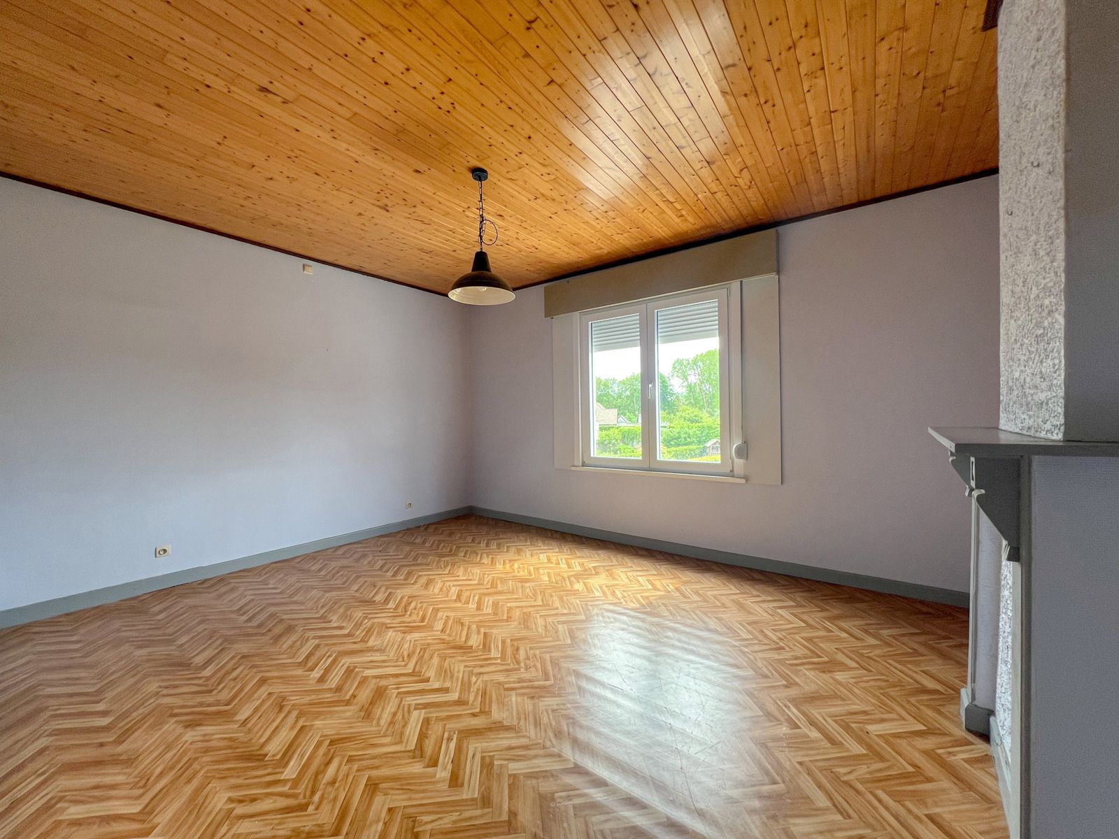 Te renoveren woning met karakter in een rustige buurt foto 9