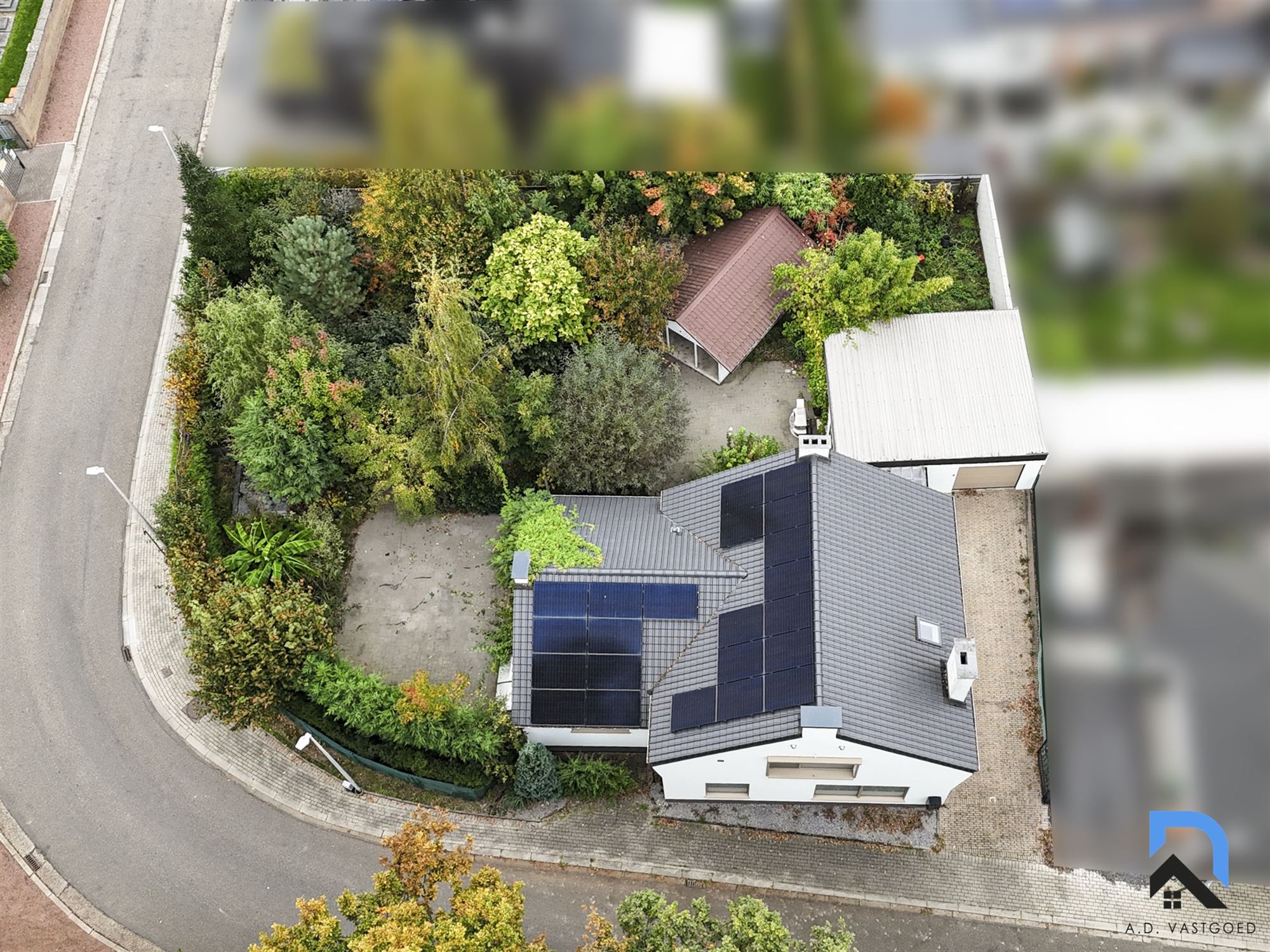 Ruime vrijstaande woning in Eigenbilzen foto 3