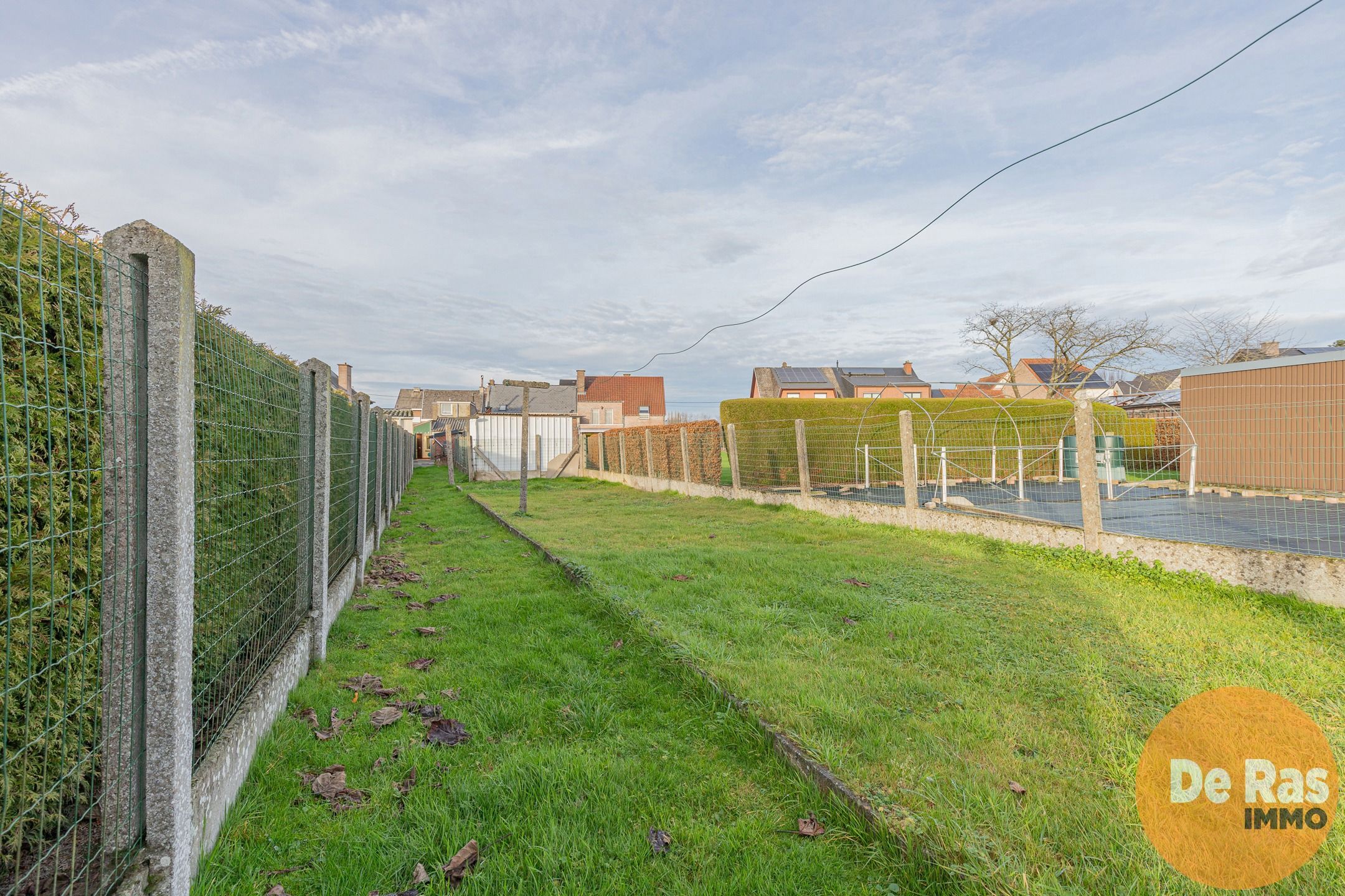 ERPE-MERE - Op te frissen woning met zuidgerichte tuin foto 23