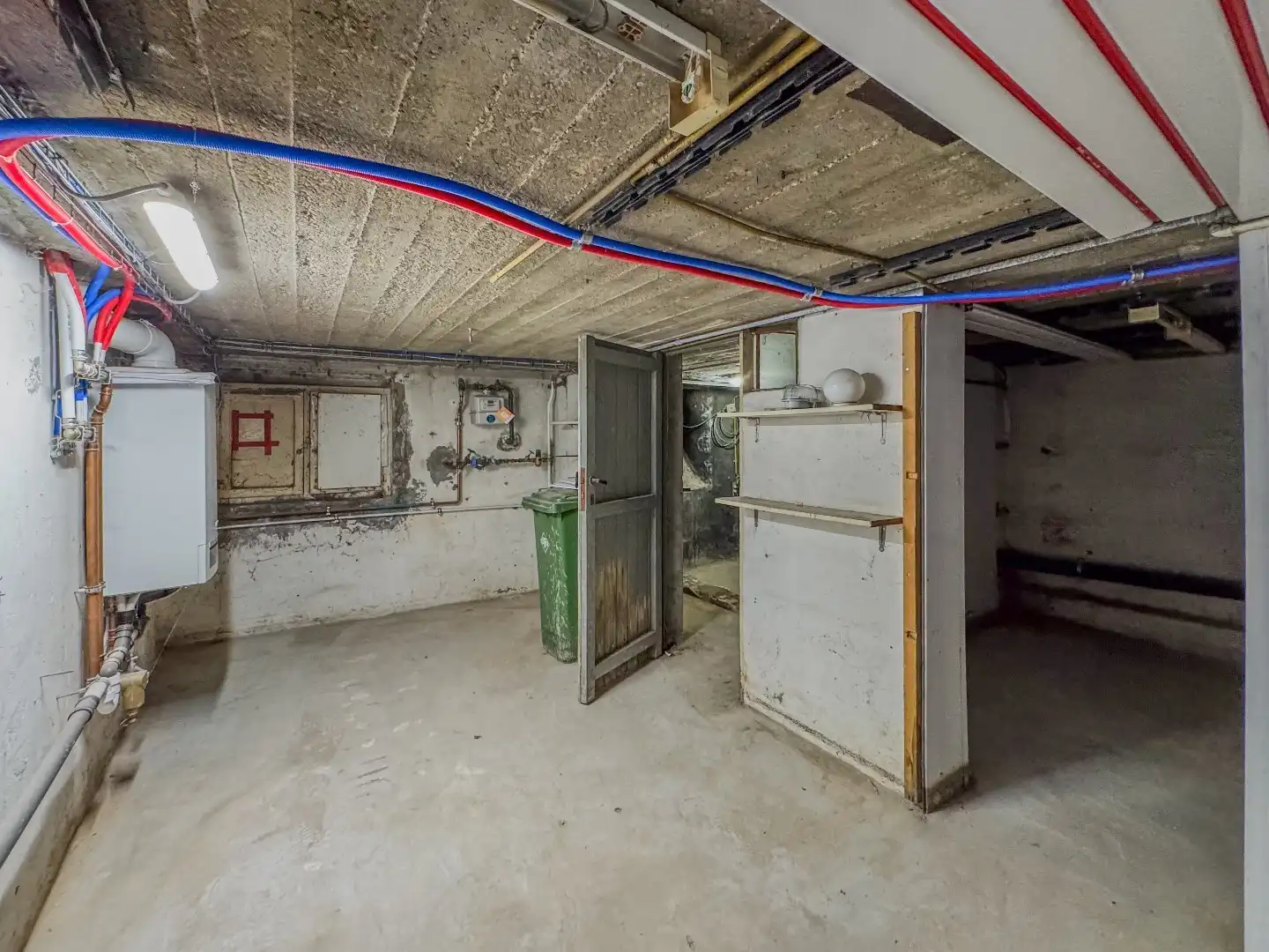 Verrassend ruime woning met 3 slaapkamers en polyvalente ruimte. foto 27