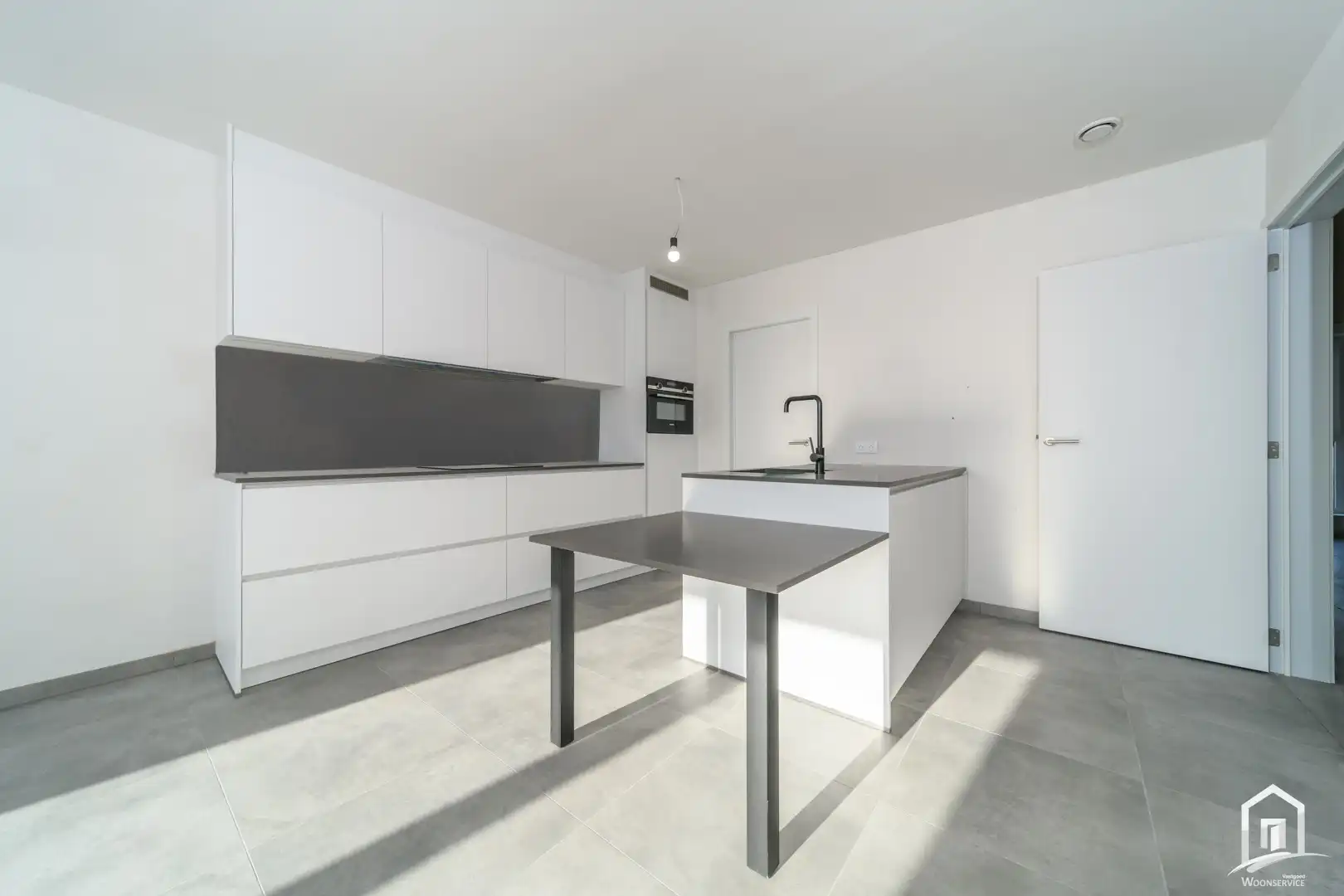 Uiterst ruim en lichtrijk duplex-appartement te Aalst foto 6