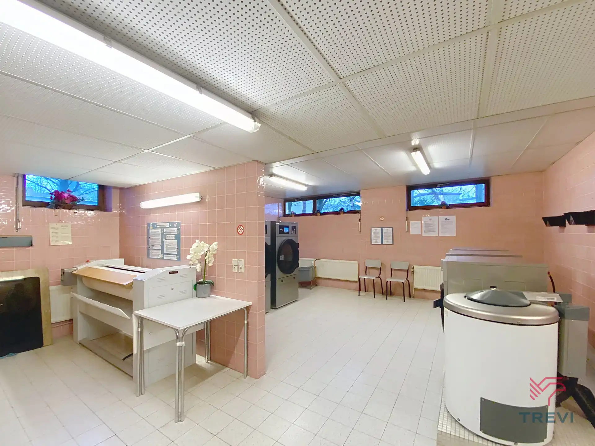 Appartement met 2 slaapkamers in een rustige wijk van Ukkel! foto 13