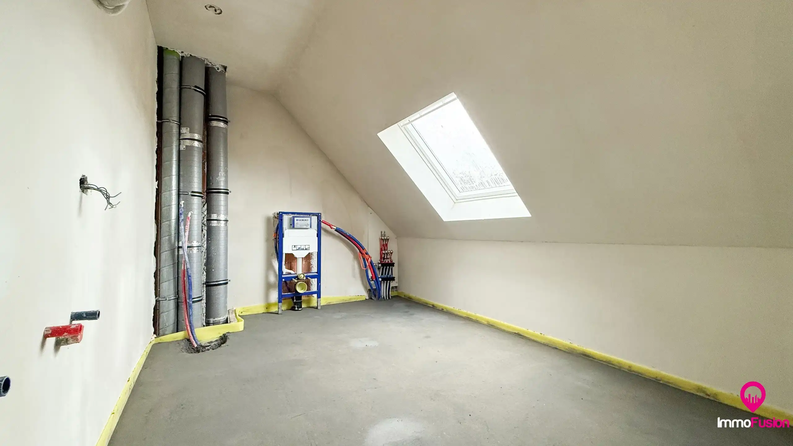 Zeer ruim (146m²!) duplex app.met 2-slpks,garage en terras! foto 19