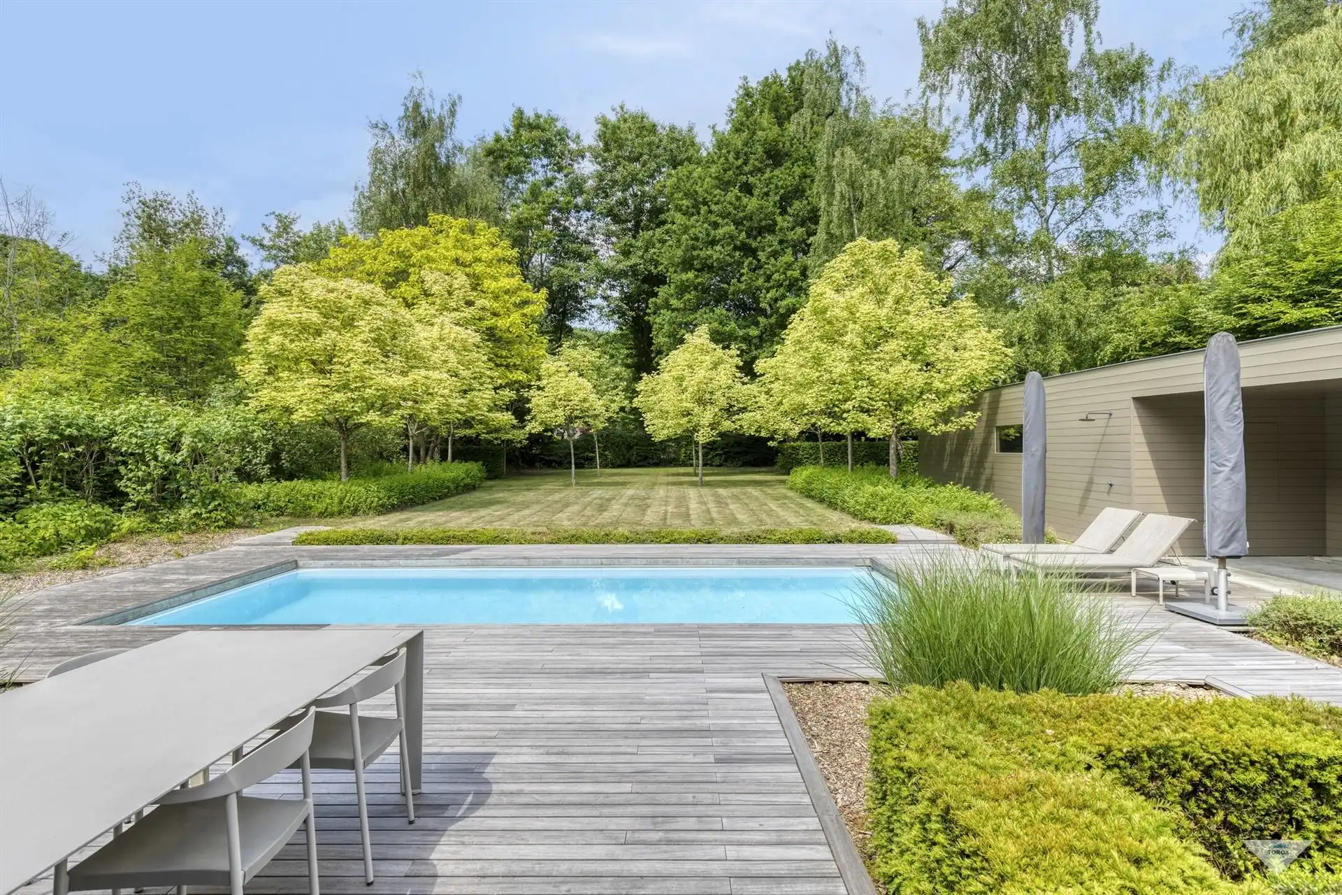 Exclusieve villa in het groene Linden foto 27