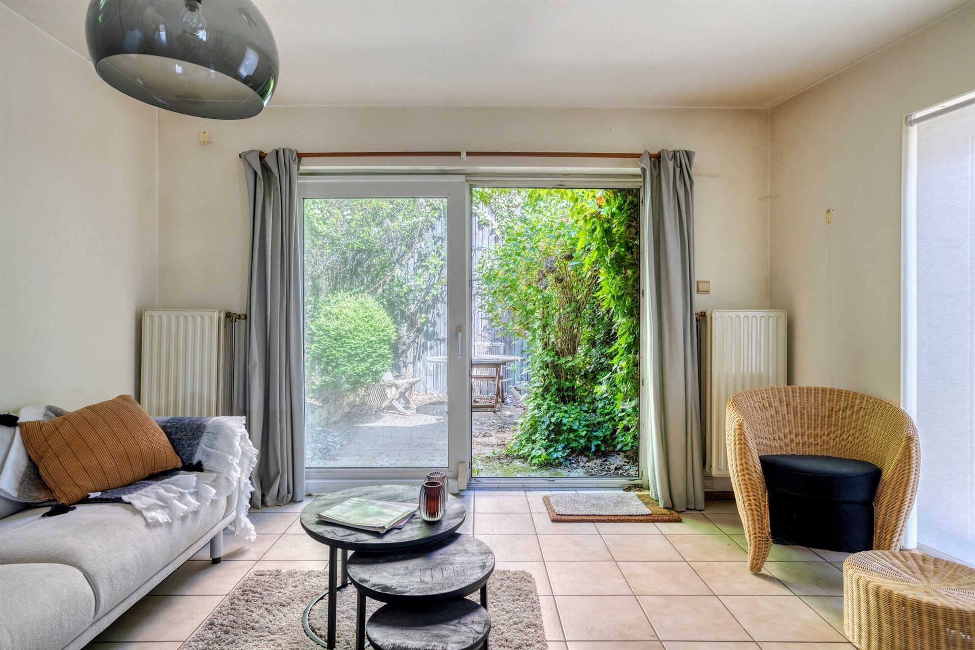 Originele stadswoning met tuin en garage! foto 7