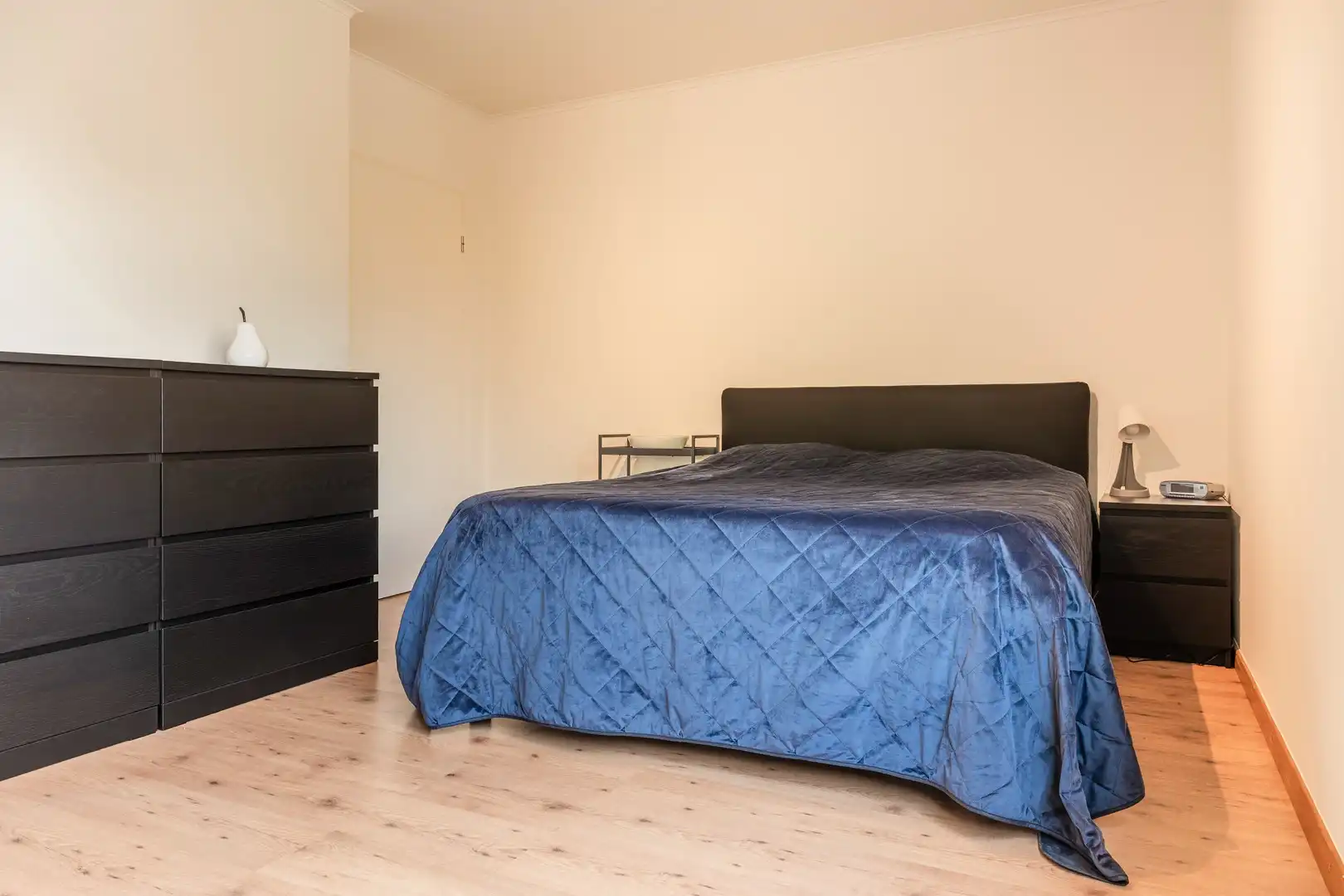 Centraal en rustig gelegen appartement met garage foto 10