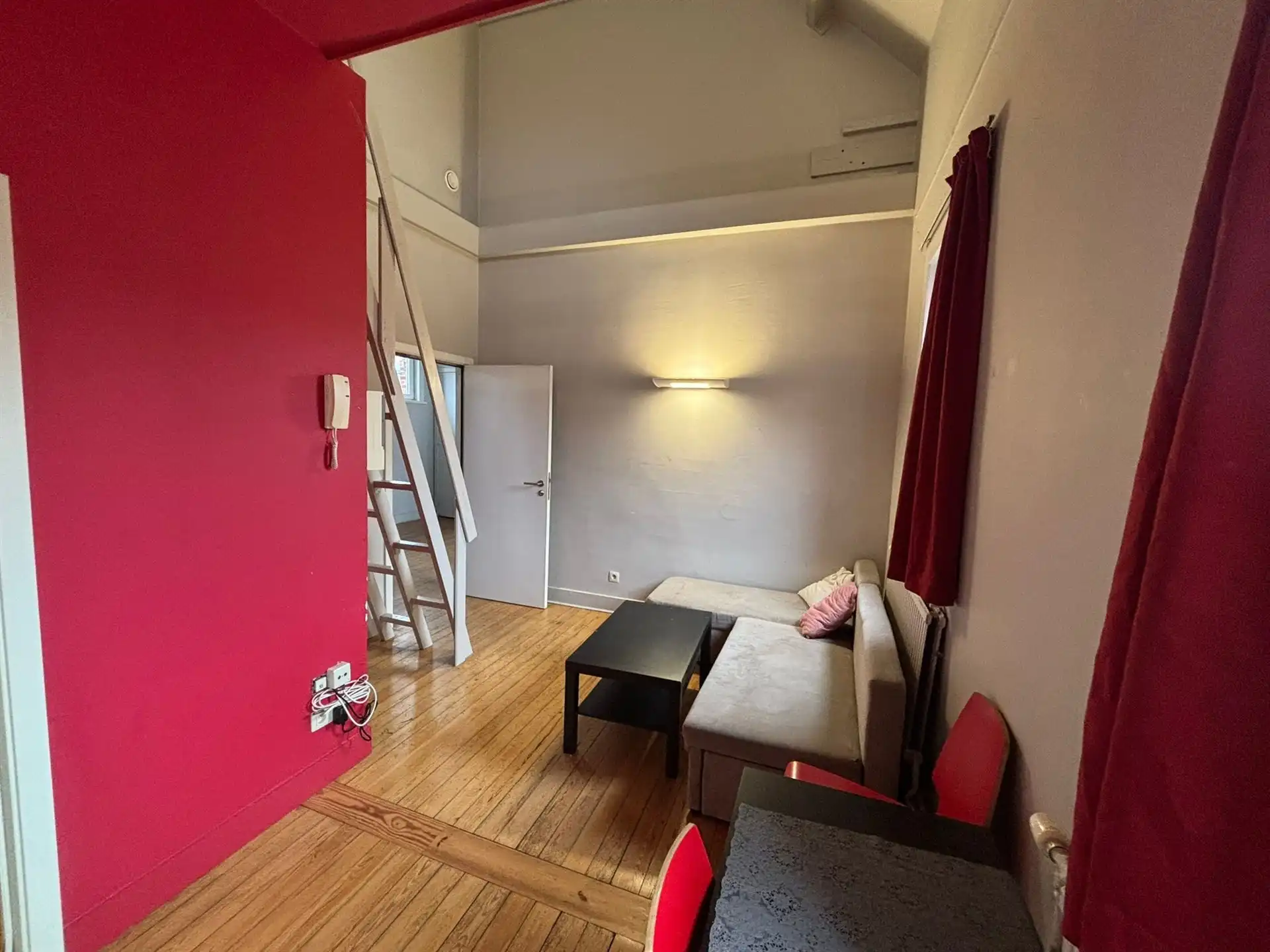 Studio in een sociaal project voor 18- tot 30-jarigen die perfect Nederlandstalig zijn foto 2