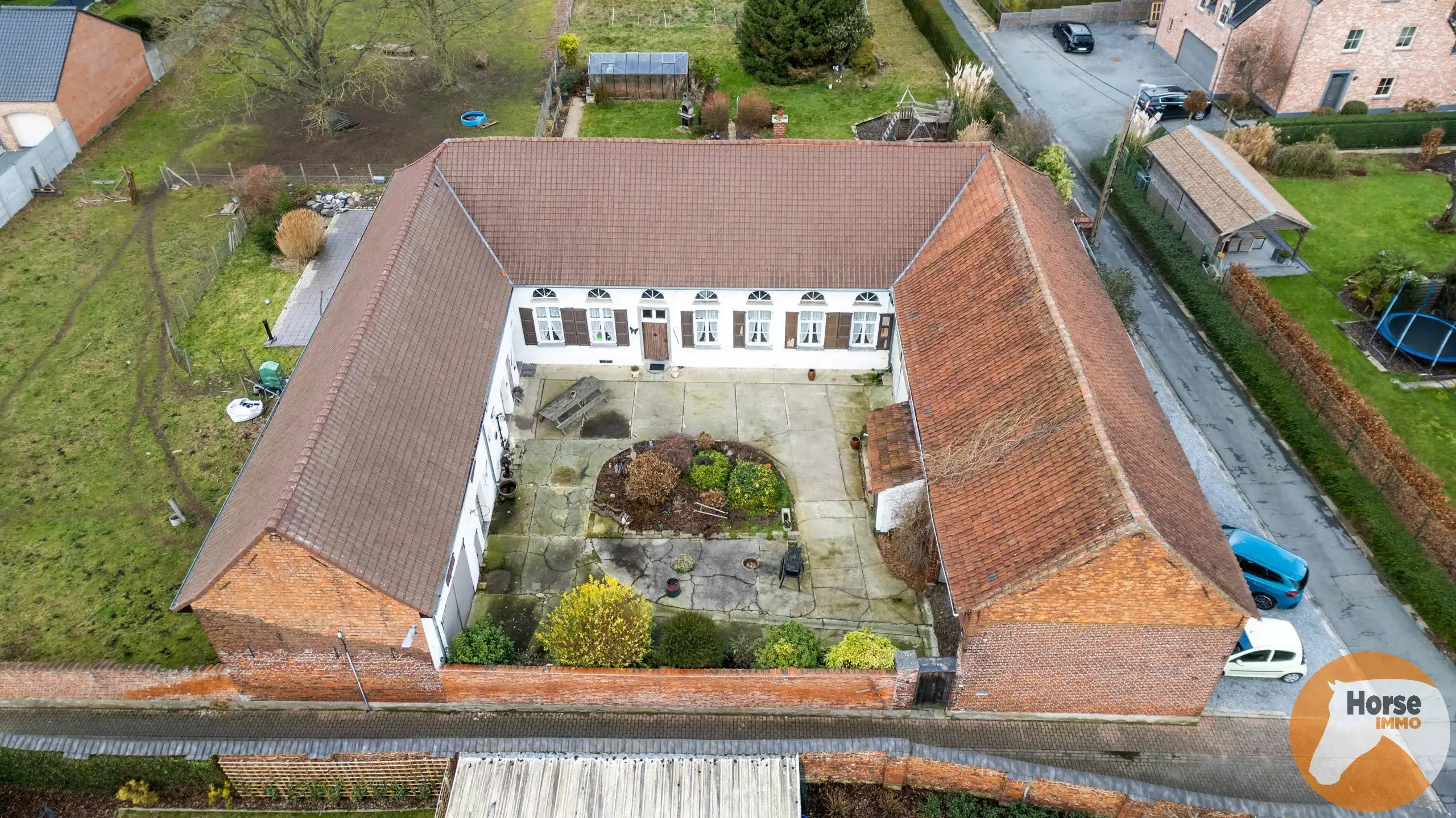 GERAARDSBERGEN - Hoeve met studio foto 5