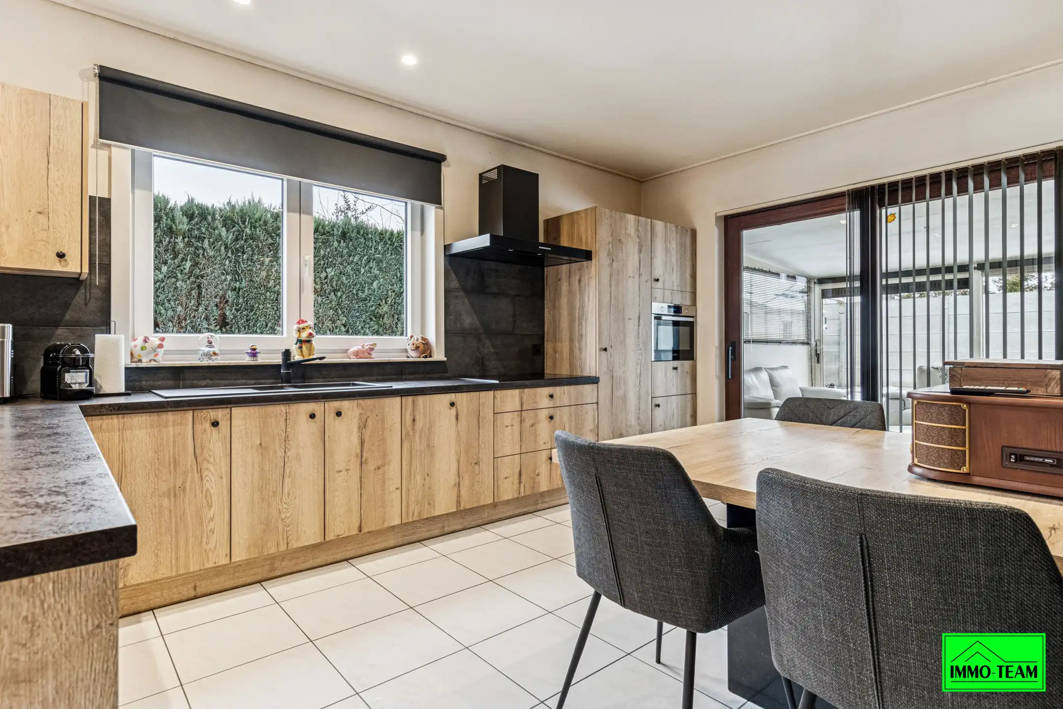 Ruime rustig gelegen woning  foto 8