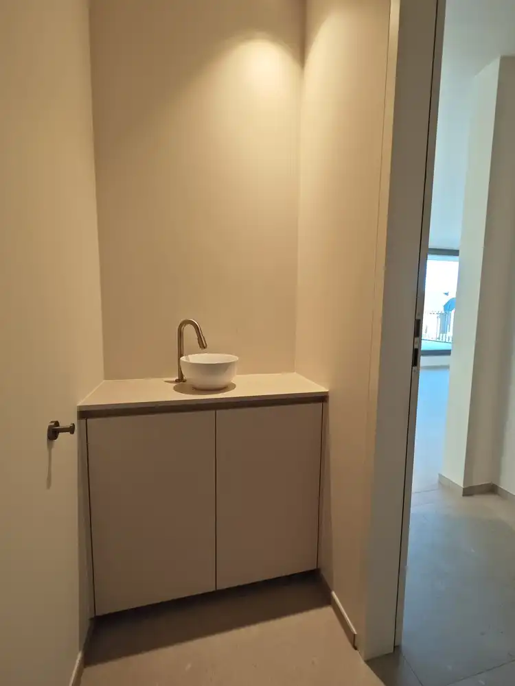 High-end nieuwbouw-duplex met ruim terras, parking en ruime buitenberging foto 21