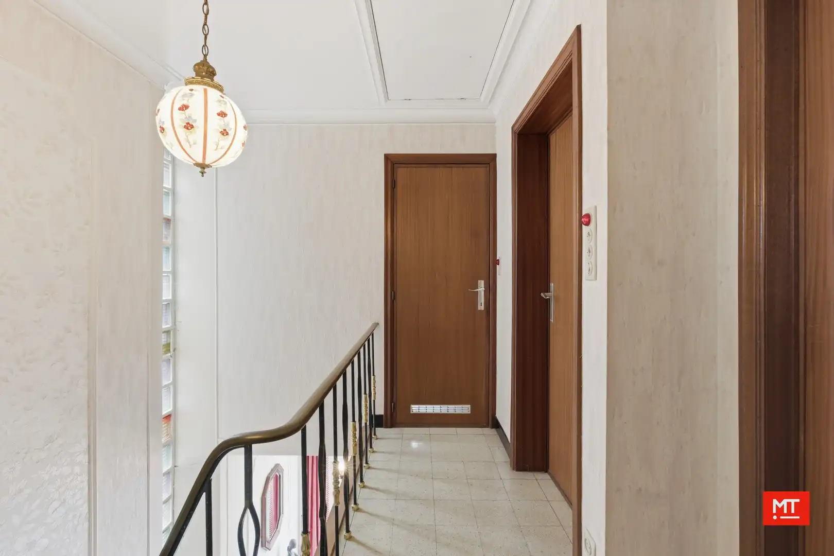 Kloeke halfopen woning met 3 slaapkamers, stadstuin en garage in centrum Meulebeke foto 10