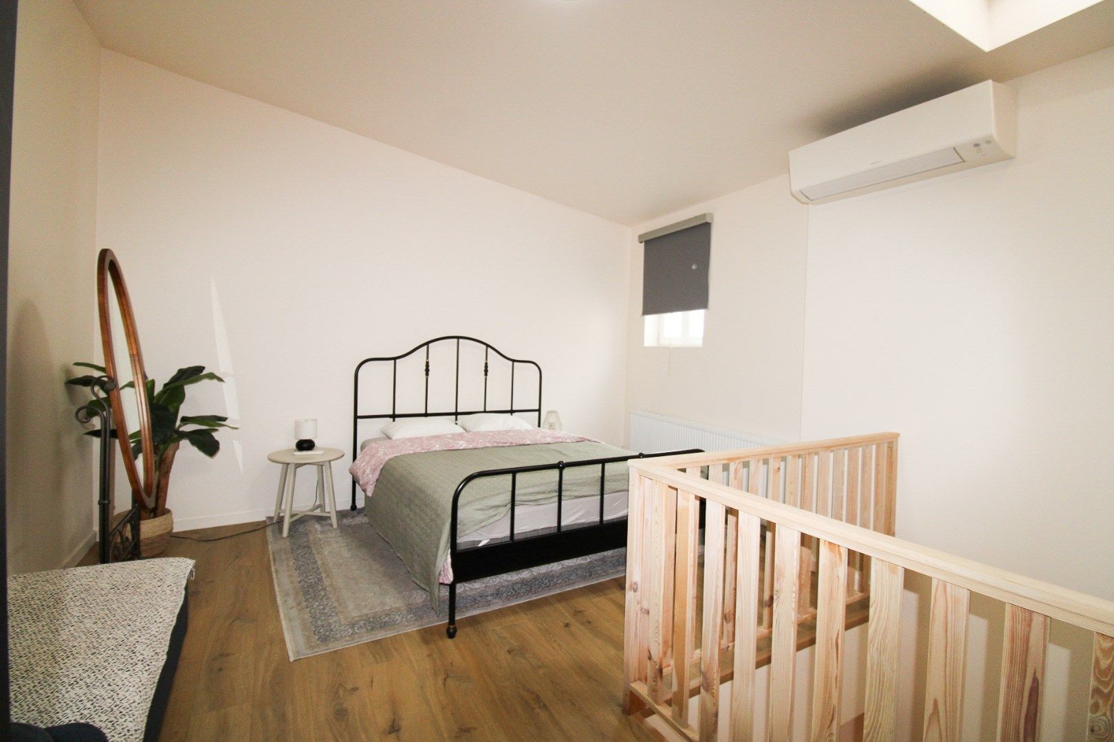 Veelzijdig handelshuis met woonst en luxueuze B&B op toplocatie aan de Markt van Temse! foto 24