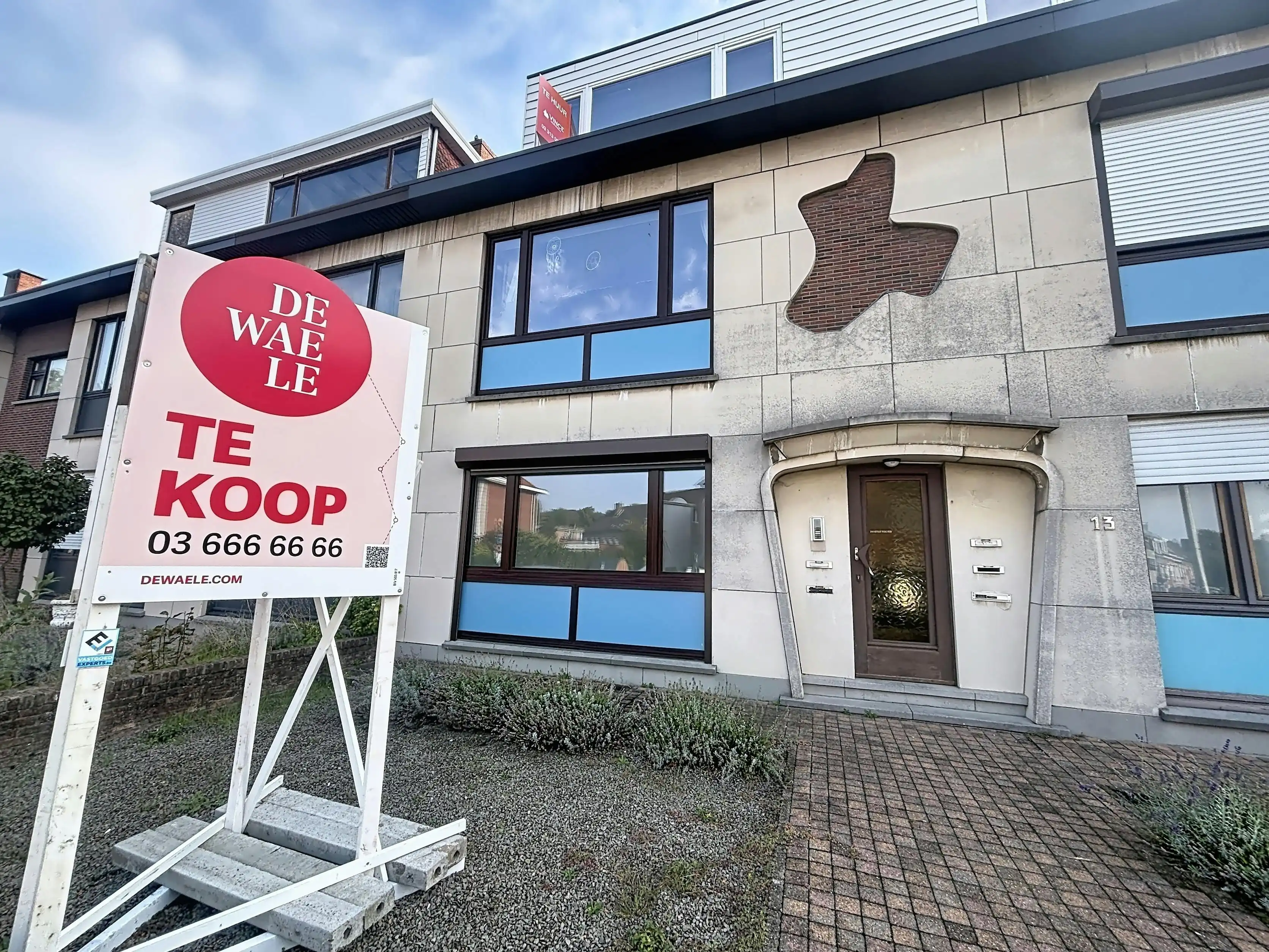 Gelijkvloers appartement te koop in Kapellen! foto 2