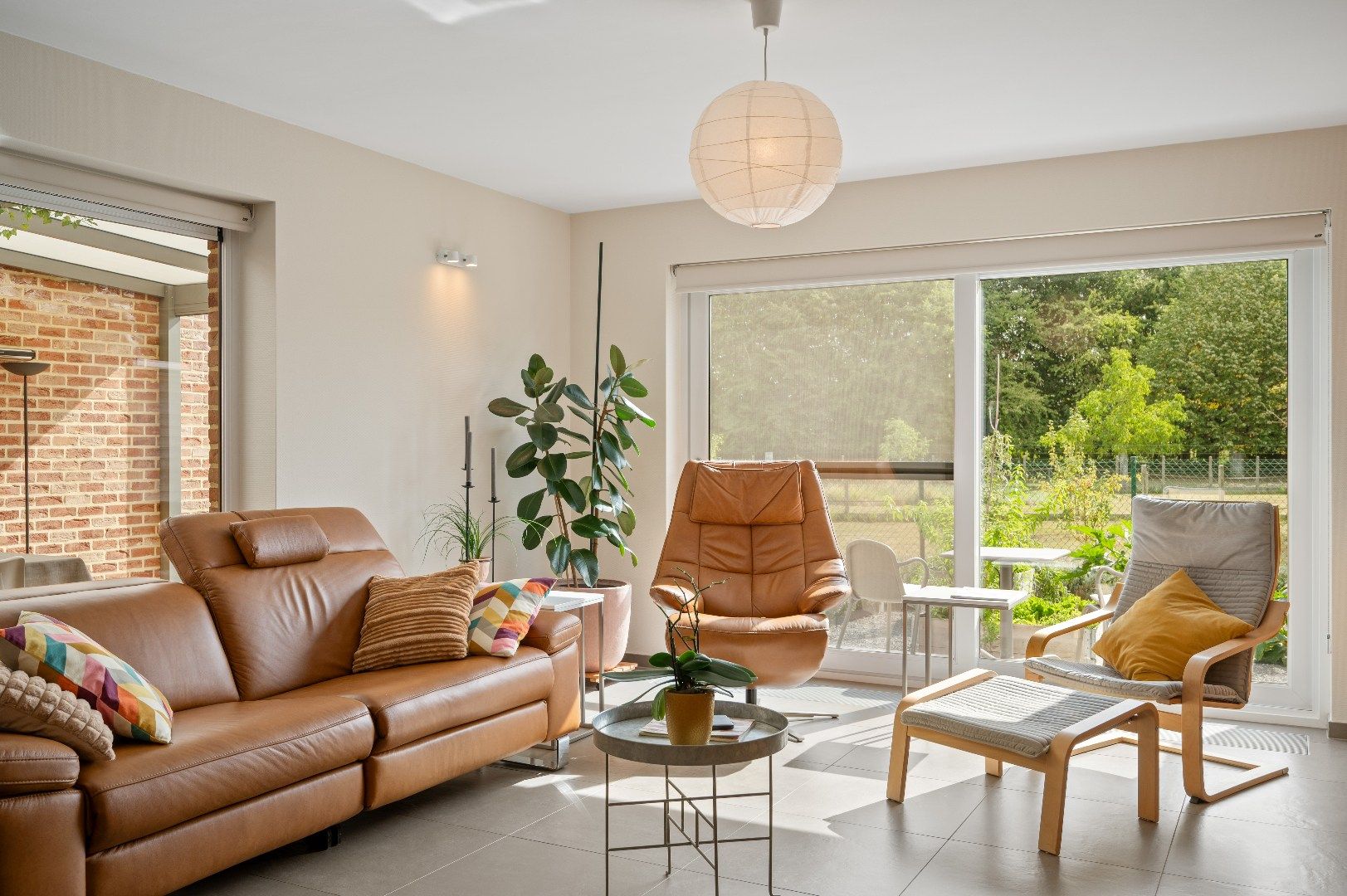 Gelijkvloers appartement met terras en tuin! foto 9