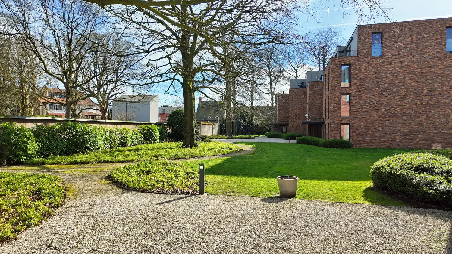 Stijlvol appartement met ruim zonneterras in Park Van Damme te Eeklo! foto 19