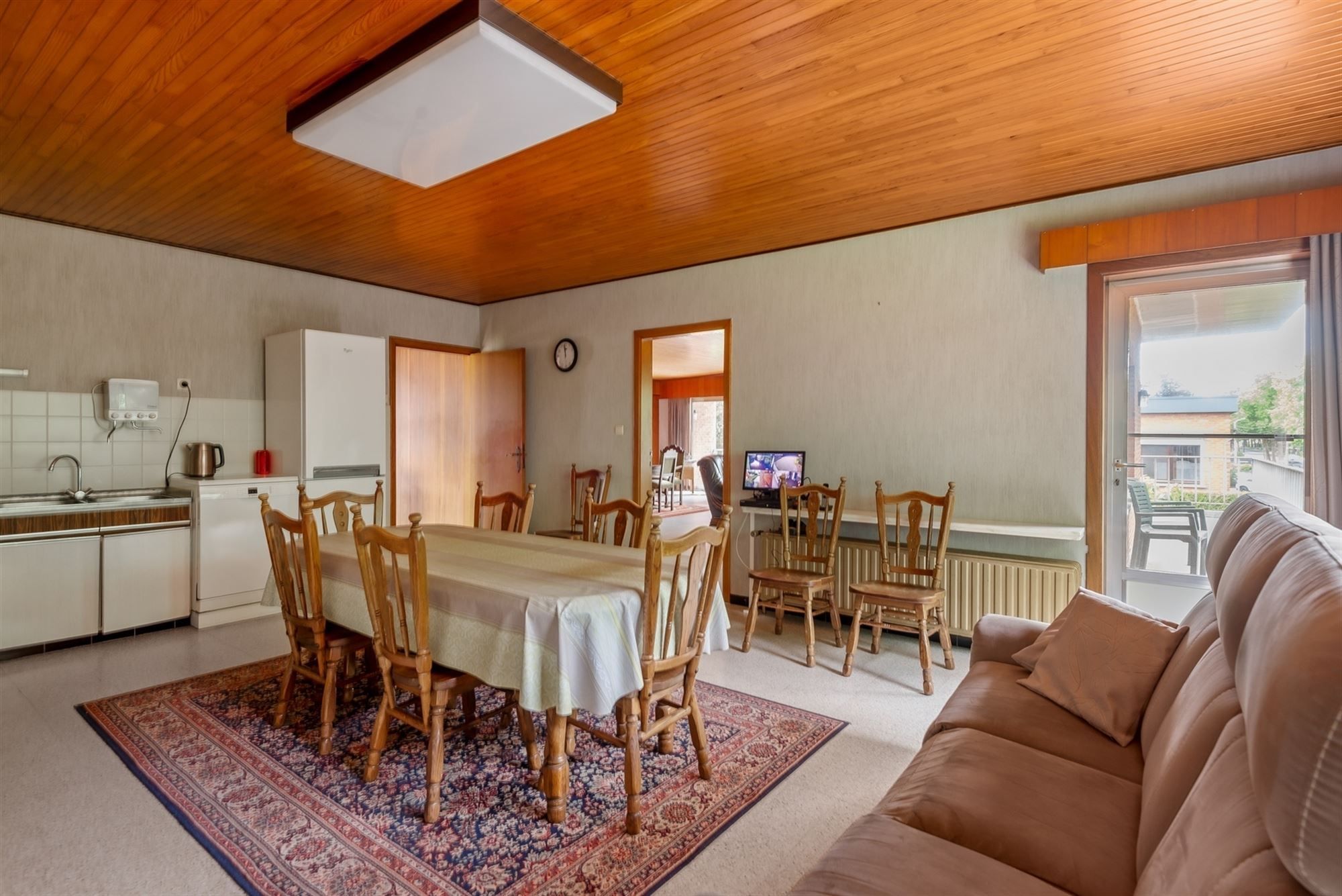 Verrassend ruime woning met magazijn te Putte - Beerzel foto 6