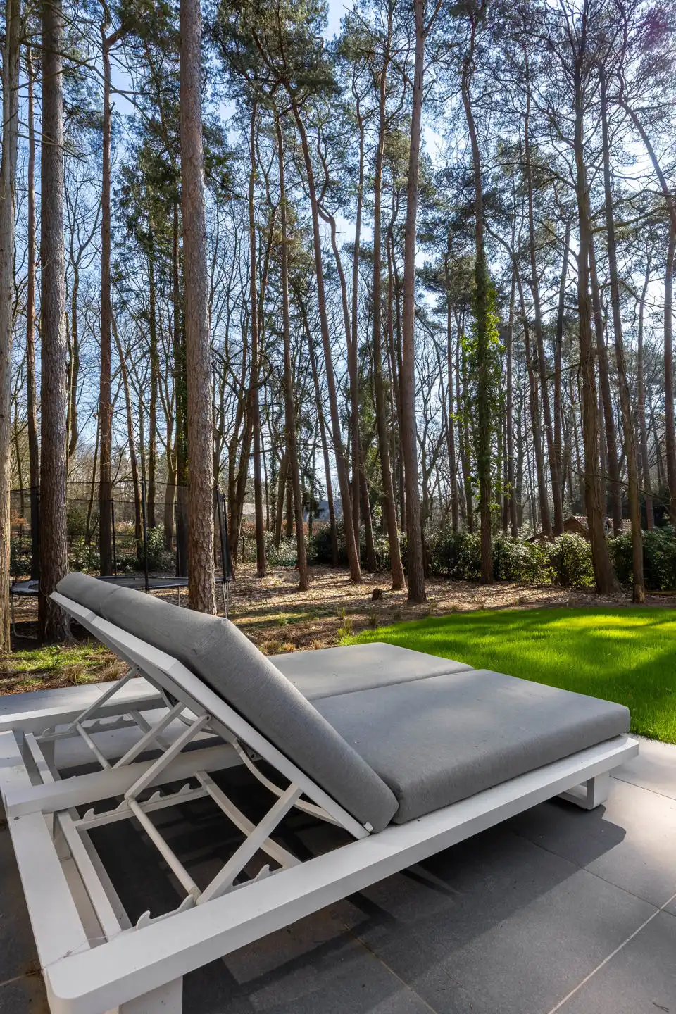 Exclusieve moderne villa waar natuur en perfectie samenkomen foto 29