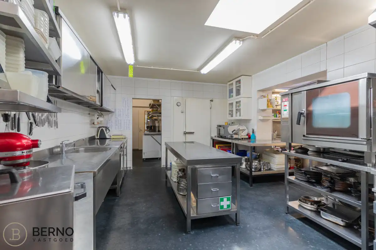 Handelspand met woonst foto 5