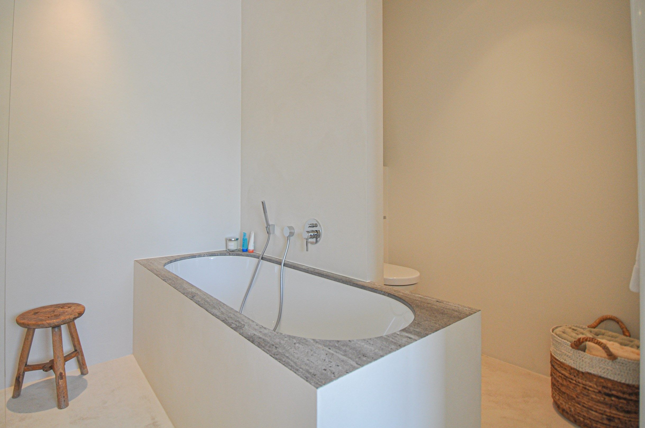 Subliem hoekappartement met ruime terrassen gelegen in het prestigieuze domein Tennis Garden. foto 29