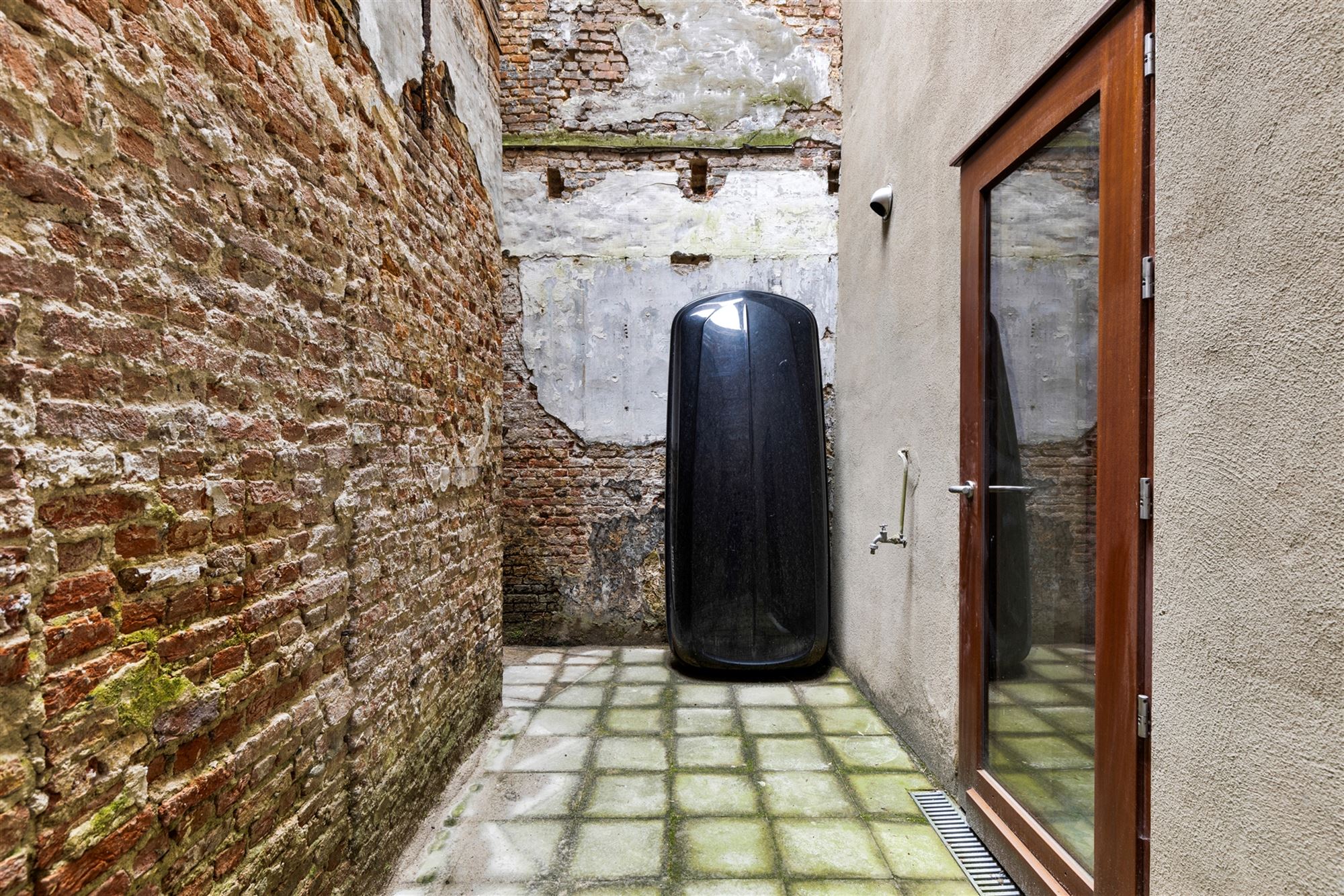 Opbrengsteigendom met garage en 3 studio's centrum Antwerpen foto 3