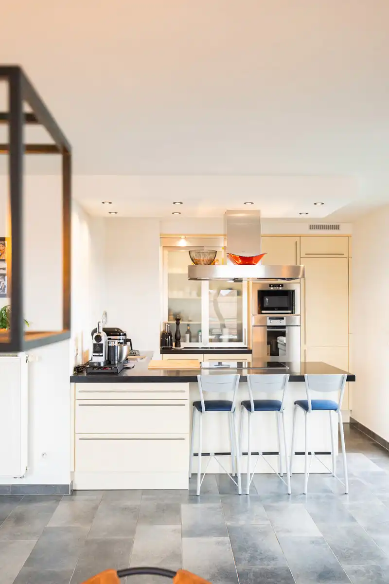 Prachtig dakappartement met ruime zolder en carport! foto 16