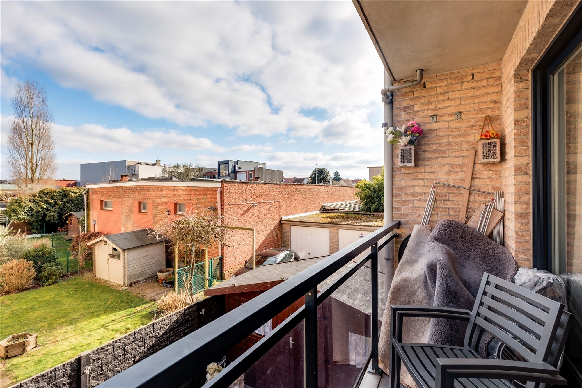 Zeer mooi 2 slaapkamer appartement met terras foto 2