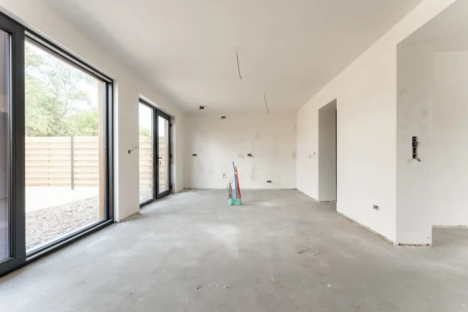 Charmante halfopen woning te koop in Leopoldsburg - 3 slaapkamers, 1 badkamer, ruime keuken en 2 toiletten op 279 m², volledig gerenoveerd in 2026! foto 7