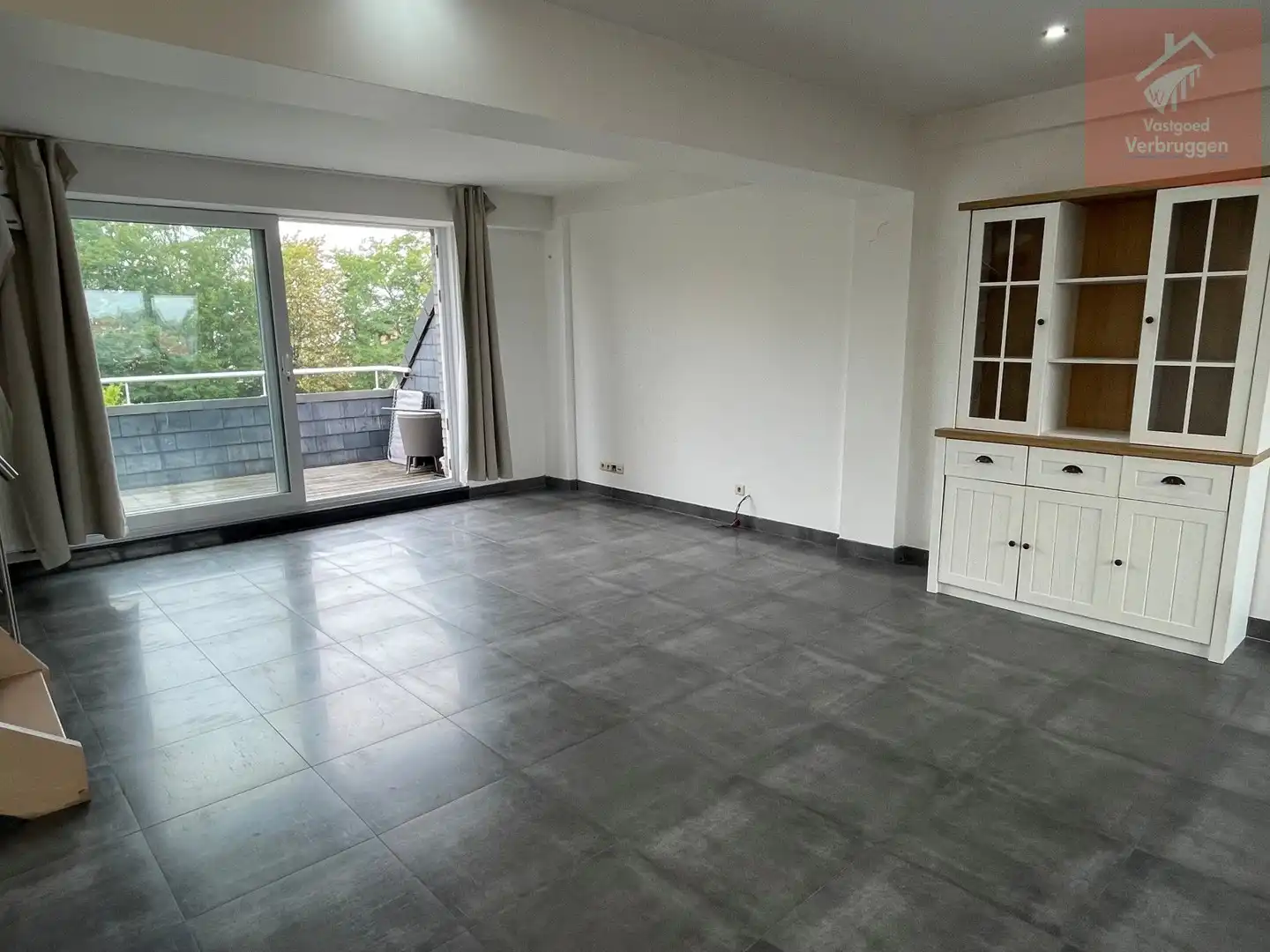 Stijlvol duplex-appartement met 2 slaapkamers op 4de verdieping in hartje Aalst foto 6