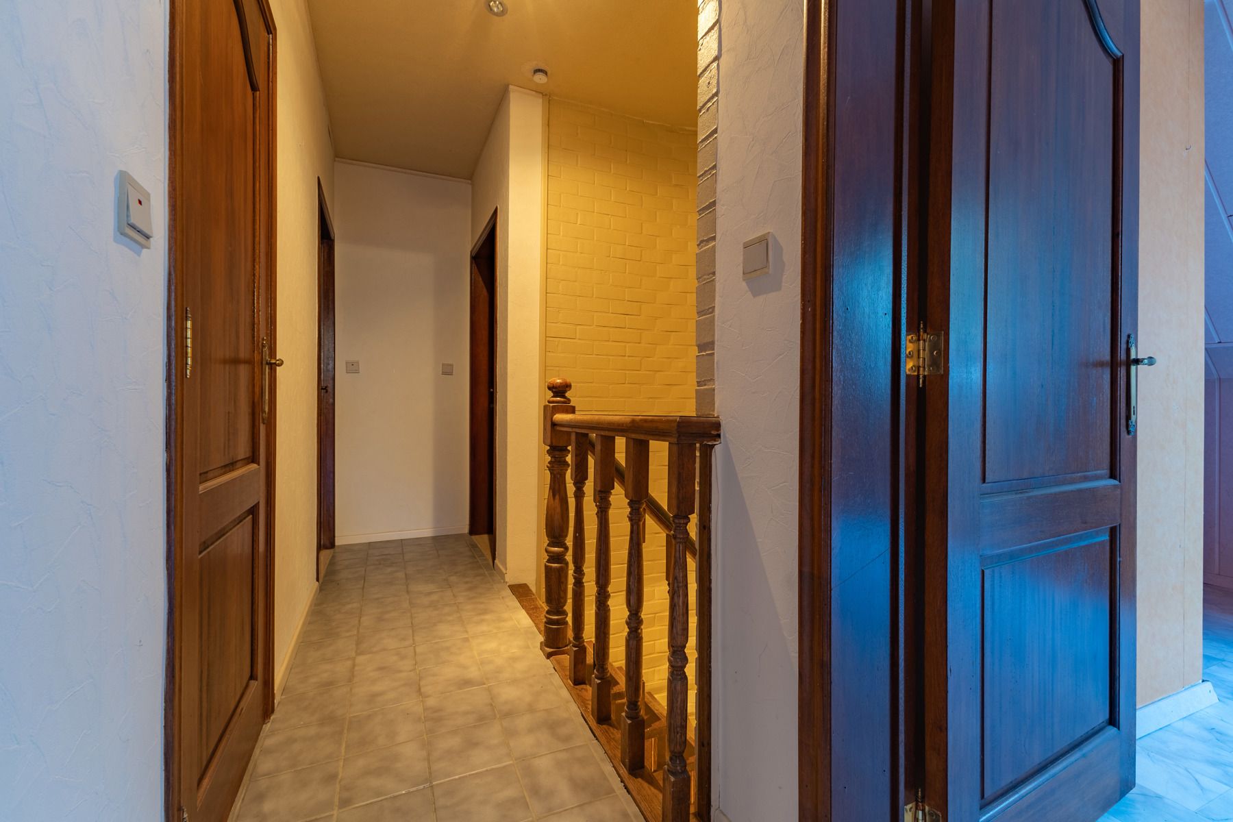 OPTIE Prachtige villa met 6 slaapkamers in doodlopende straat foto 21