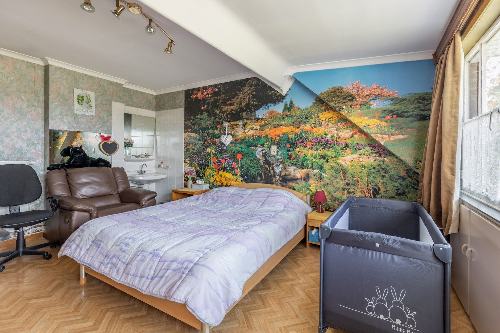 GROOT BEDRIJFSPAND MET RUIME WONING OP PERCEEL VAN 48A foto 14