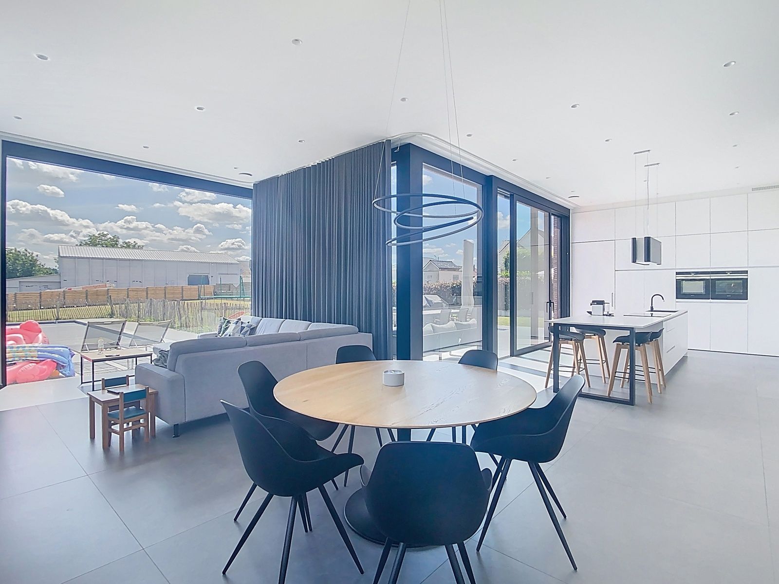 Villa te huur foto 3
